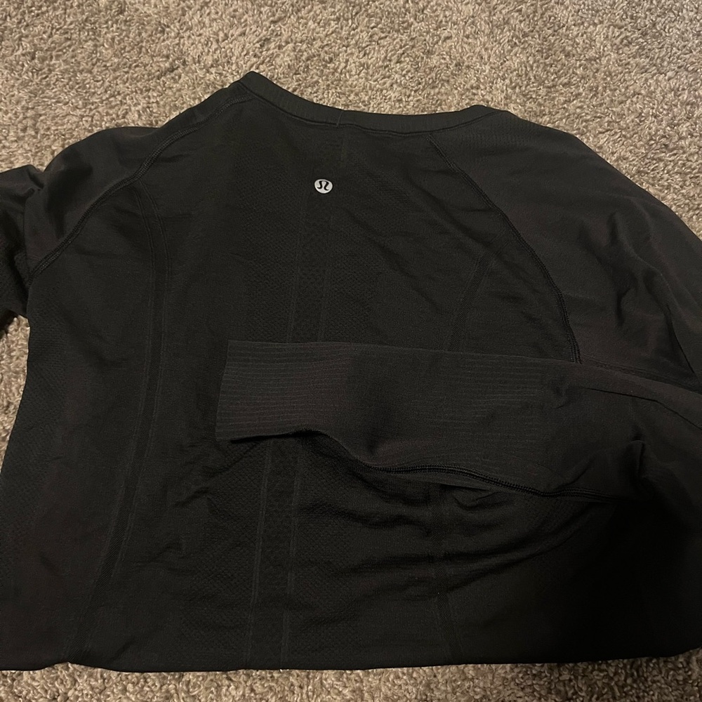 Lululemon Swiftly Tech Long Sleeve